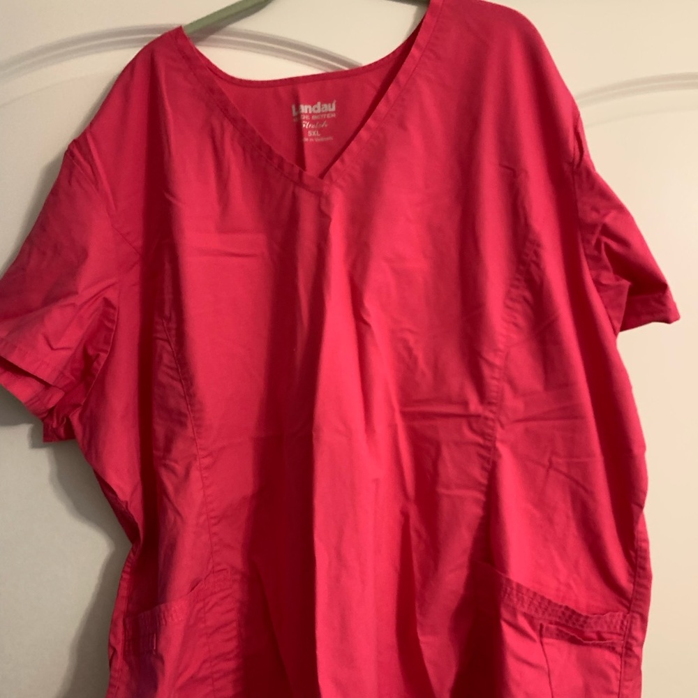 Landau 5x pink Scrub top